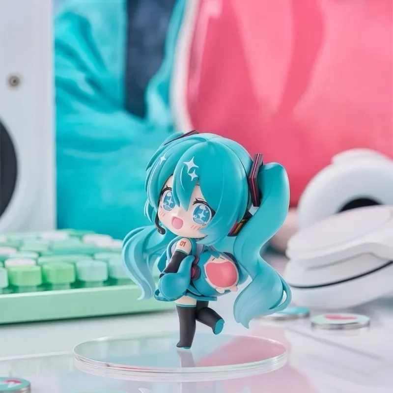 Statue GK / Figurine d'art Chi - Desk Setup With Tv avis et prix